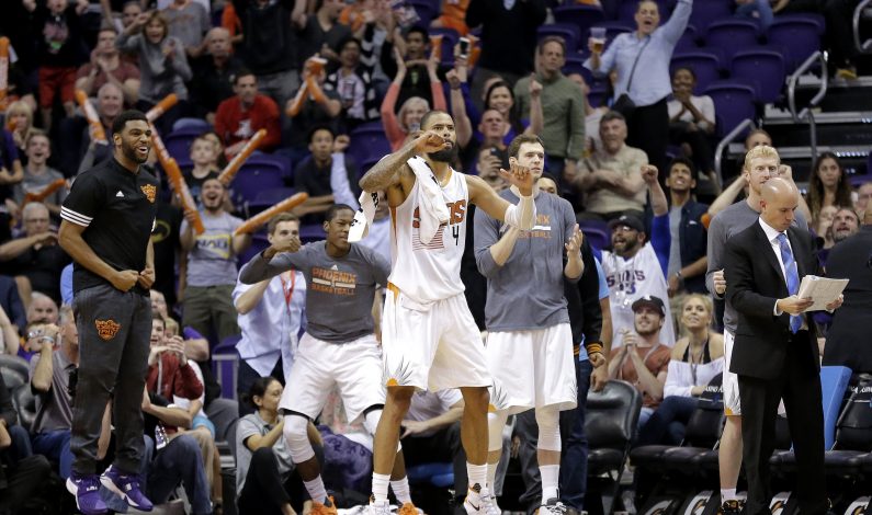 Con triple de Teletovic, Suns superan a Wolves