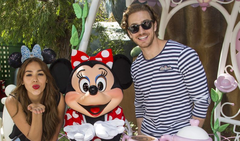 Danna Paola y Eugenio Siller festejan el Día del Niño