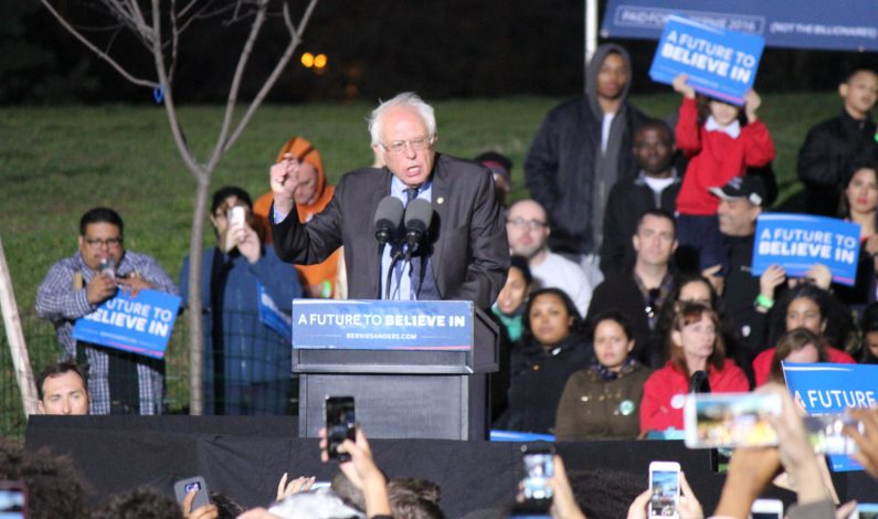 Acepta Bernie Sanders invitación de Papa Francisco al Vaticano