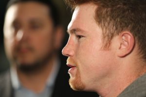 El “Canelo” expondrá el título mediano del Consejo Mundial de Boxeo (CMB) ante Amir Khan, en el choque estelar del fin de semana del 5 de mayo en la T-Mobile Arena de Las Vegas,