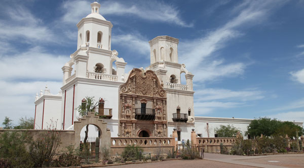 Vandalizan la histórica Misión de San Xavier del Bac