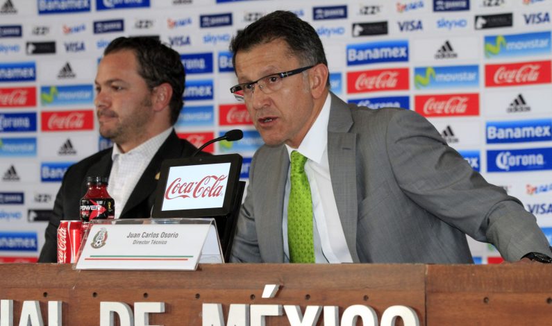 Técnico Carlos Osorio presenta nueve cambios en Tri para enfrentar a Venezuela