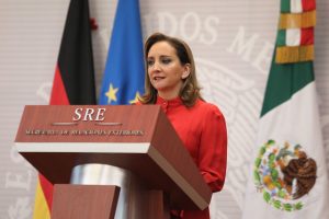 60606040. México, 6 Jun. 2016 (Notimex-SRE).- La canciller Claudia Ruiz Massieu se reunió con el ministro del Exterior alemán, Frank-Walter Steinmeier, ante quien destacó que el Año Dual México-Alemania será una plataforma de gran proyección para ambas naciones y una oportunidad para estrechar vínculos. NOTIMEX/FOTO/SRE/COR/POL/ALEMANIA16/