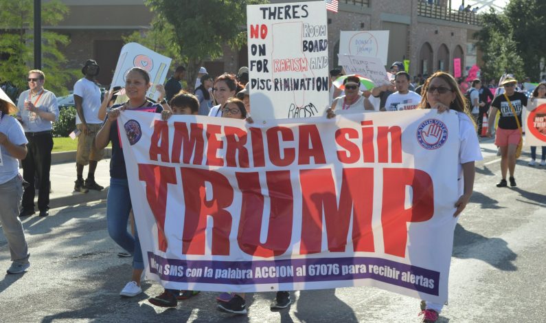 Trump enfrentó rechazo hispano en Dallas