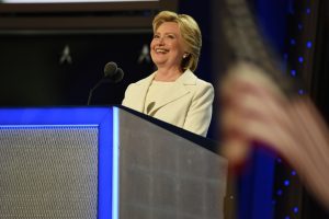 60728217. Filadelfia, 28 Jul 2016 (Notimex-José López).- La exprimera dama Hillary Clinton asumió esta noche aquí de manera oficial la candidatura del Partido Demócrata a la Presidencia de Estados Unidos, al inicio de su discurso ante la Convención Nacional de su partido. NOTIMEX/FOTO/JOSÉ LOPEZ/COR/POL/